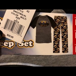 Batman Men’s Pajama Set size large NWT